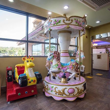 Famille Spa Resort Szogüpho Kültér fotó