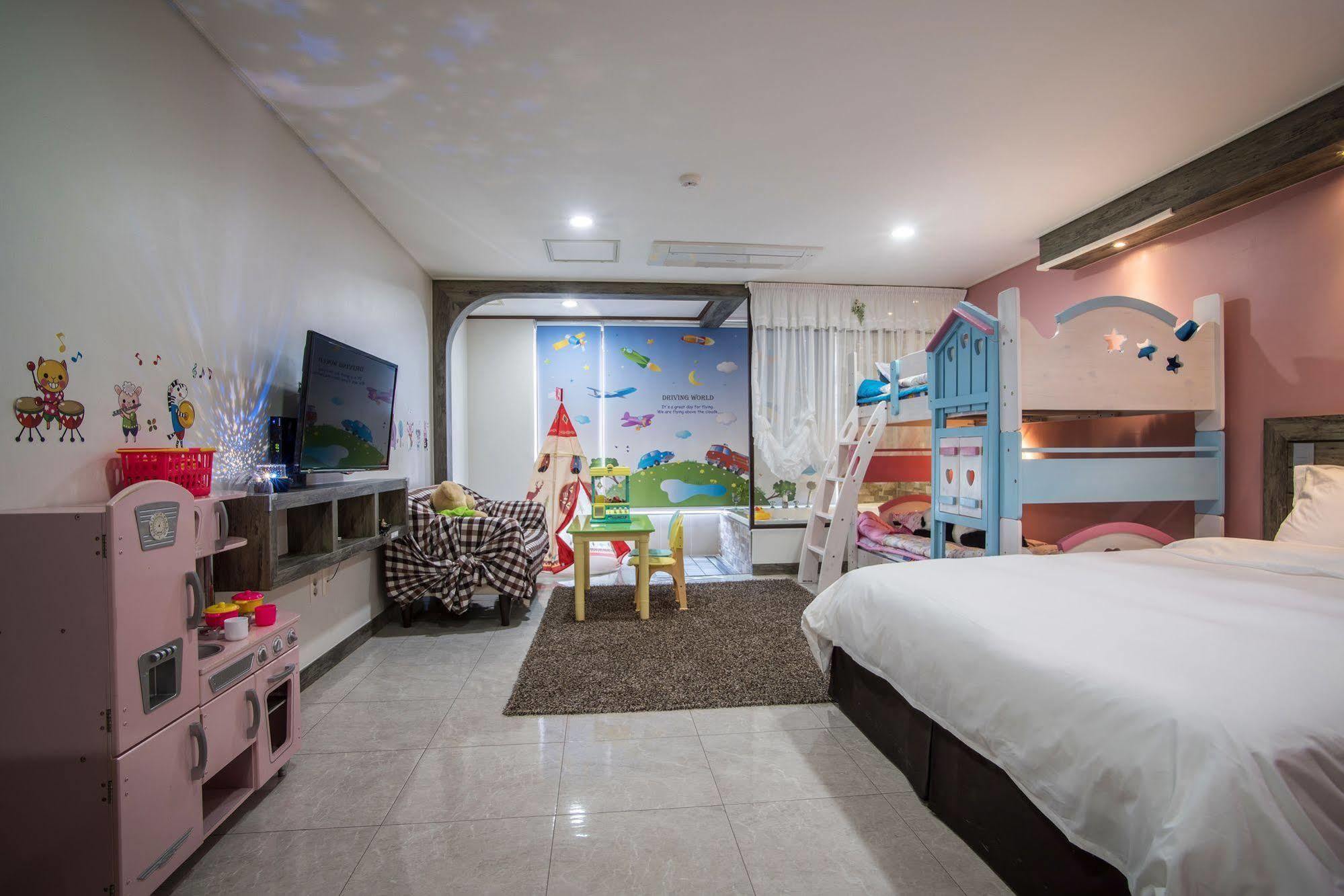 Famille Spa Resort Szogüpho Kültér fotó