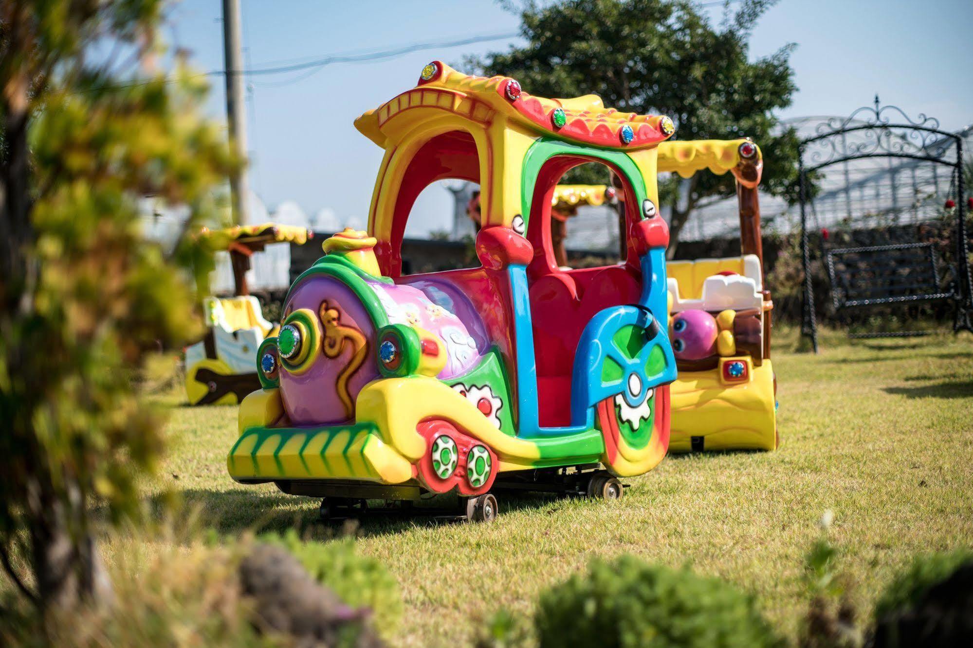 Famille Spa Resort Szogüpho Kültér fotó