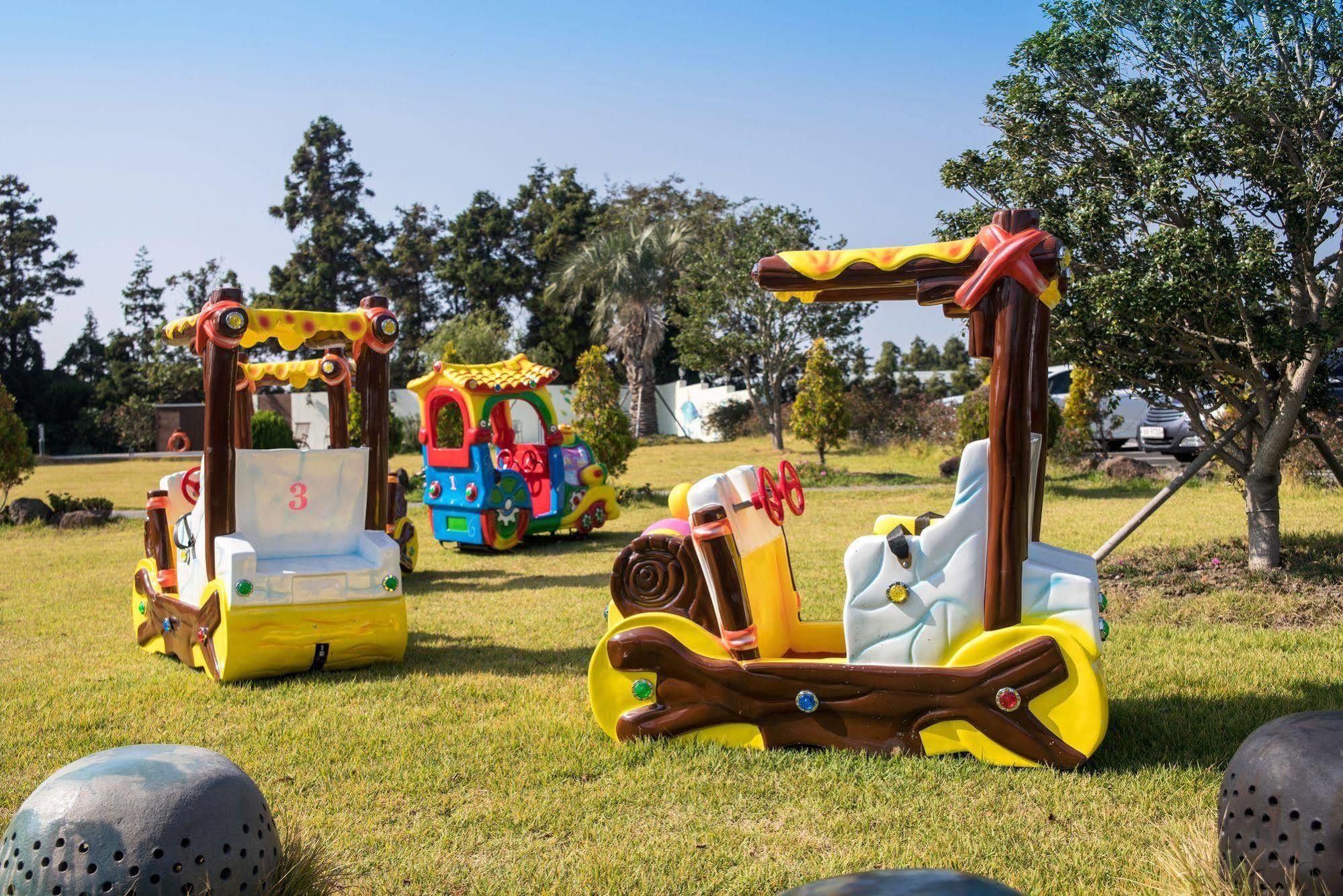 Famille Spa Resort Szogüpho Kültér fotó