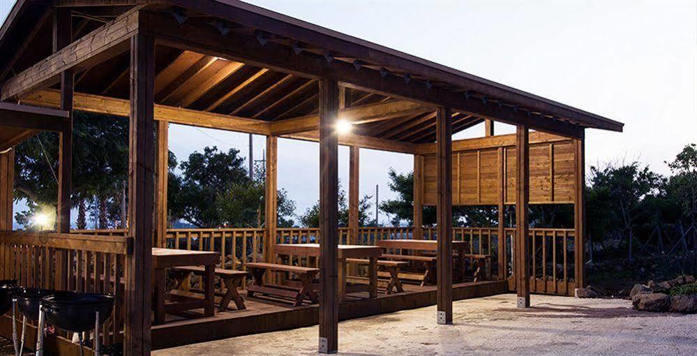 Famille Spa Resort Szogüpho Kültér fotó